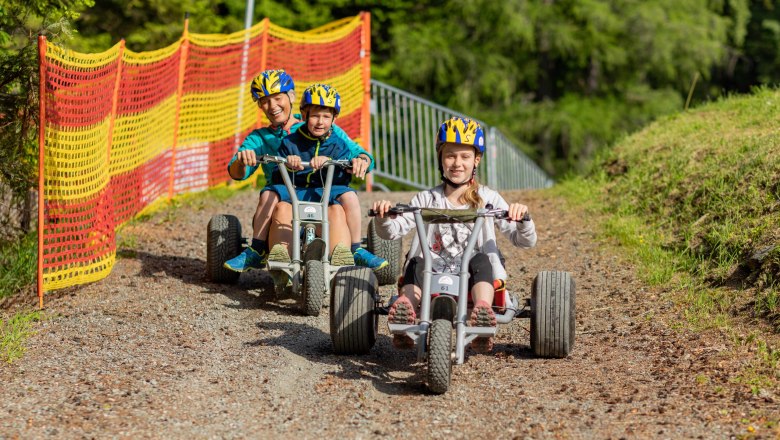 Erlebnisalm_Schaukelweg_midres_4179(c)Erlebnisalm_M&ouml;nichkirchen_Kremsl, &copy; Erlebnisalm M&ouml;nichkirchen, Christian Kremsl