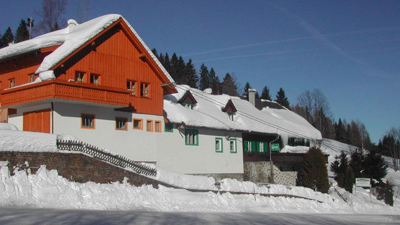 Gasthof Dissauer: Zum Aufwärmen und für Speis und Trank, © Lifte Feistritzsattel