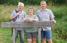 Friedrich, Karin und Heinz begleiten Sie gerne bei Ihrer Wanderung, © Tourismusbüro Kirchberg/Wechsel
