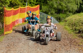 Erlebnisalm_Schaukelweg_midres_4179(c)Erlebnisalm_M&ouml;nichkirchen_Kremsl, &copy; Erlebnisalm M&ouml;nichkirchen, Christian Kremsl